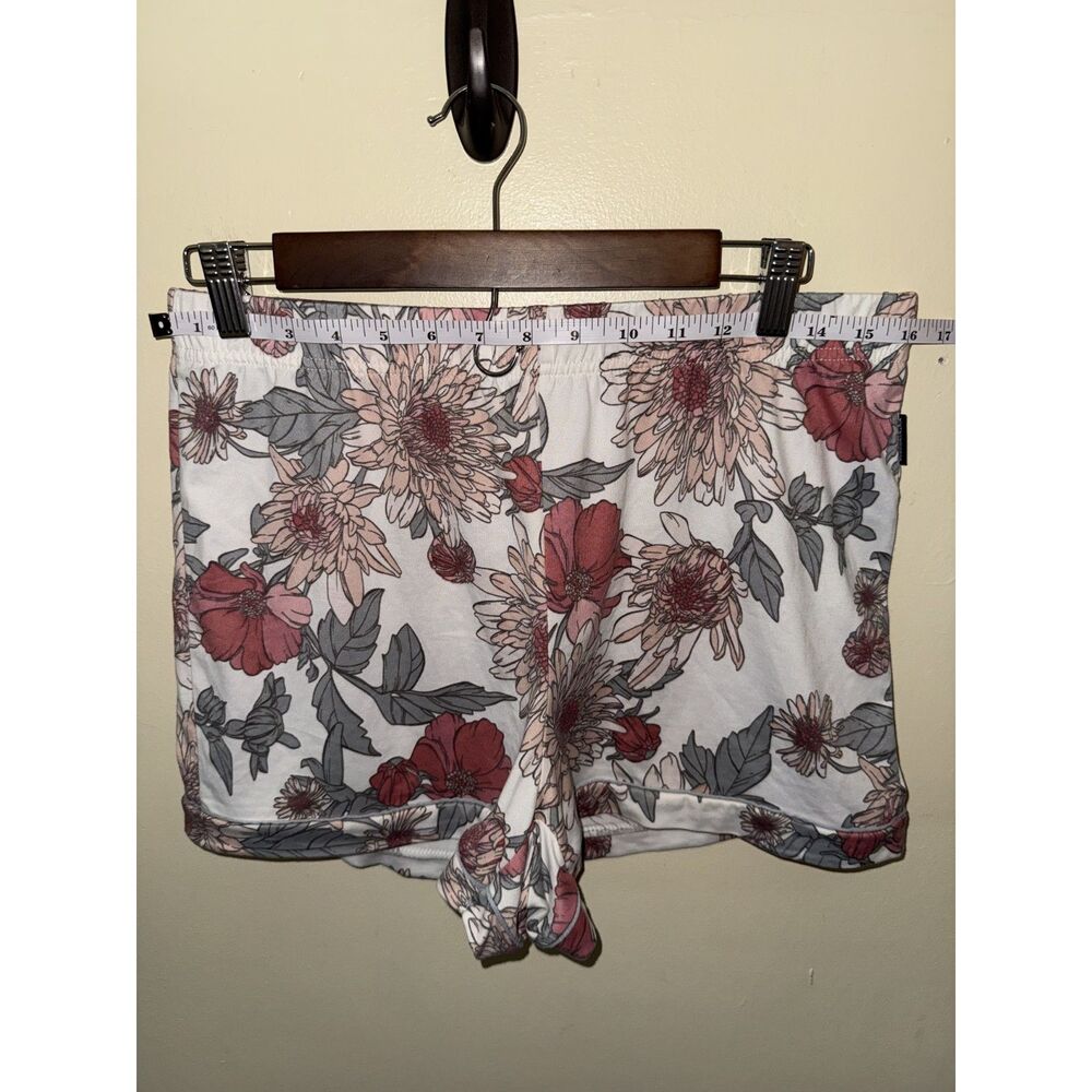 BCBGMAXAZRIA Floral Pajama Set Large L Short Sleeve Shirt Shorts PJs Sleepwear - Picture 4 of 14